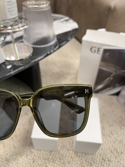 Hermes Fashion Sunglasses - Image 2
