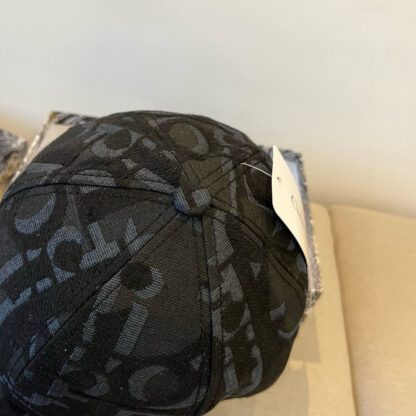 Dior trendy all-match simple baseball cap - Image 3