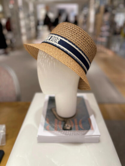Dior embroidered logo wide brim design fashionable cool straw hat - Image 3