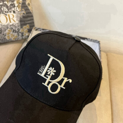 Dior embroidered simple baseball cap - Image 3