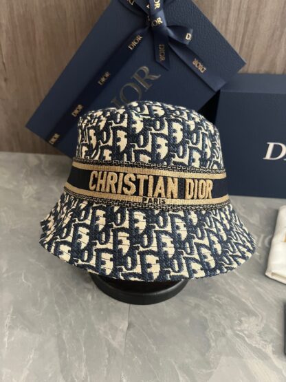 Dior embroidered bucket hat - Image 3