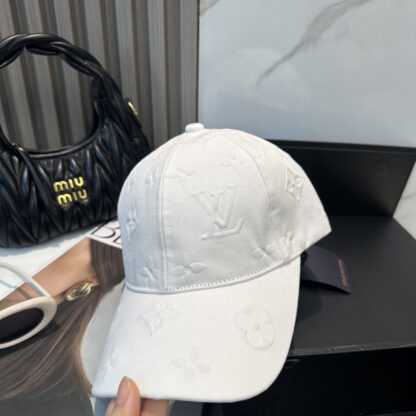 Louis Vuitton versatile fashion baseball cap - Image 2
