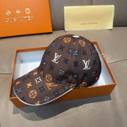 Louis Vuitton versatile fashion baseball cap - Image 2