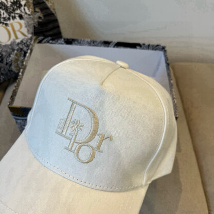 Dior simple and versatile fashion baseball cap - Image 3