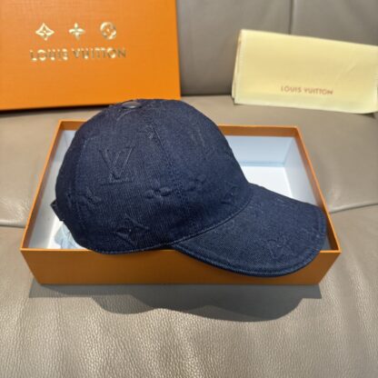 Louis Vuitton large logo embossed baseball cap - Image 2
