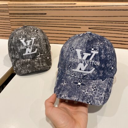 Louis Vuitton Korean version of the new British style baseball cap - Image 2