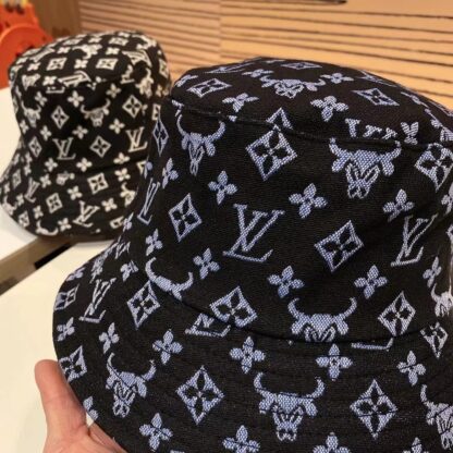 Louis Vuitton Korean version of the new British sports baseball cap - Image 2