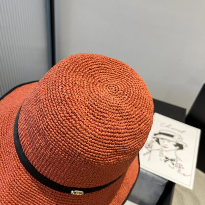 Dior exquisite and fashionable bucket hat - Image 3