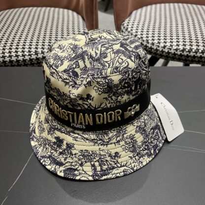 Dior exquisite and fashionable bucket hat - Image 3