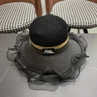 Dior elegant wide-brimmed sun hat