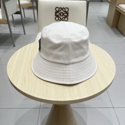 Louis Vuitton lightweight breathable bucket hat for men and women - Image 2