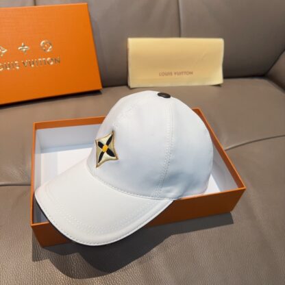 Louis Vuitton quatrefoil embroidered baseball cap - Image 2
