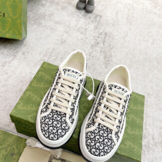 Gucci casual platform shoes