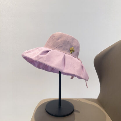 Louis Vuitton's new smooth waterproof foldable bucket hat - Image 2