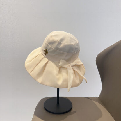 Louis Vuitton's new smooth waterproof foldable bucket hat - Image 2