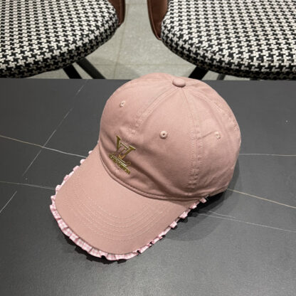 Louis Vuitton Korean style lace baseball cap for women - Image 3