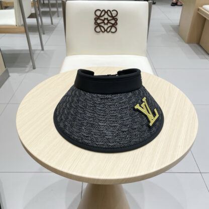 Louis Vuitton summer new men's and women's sun hats - Image 2