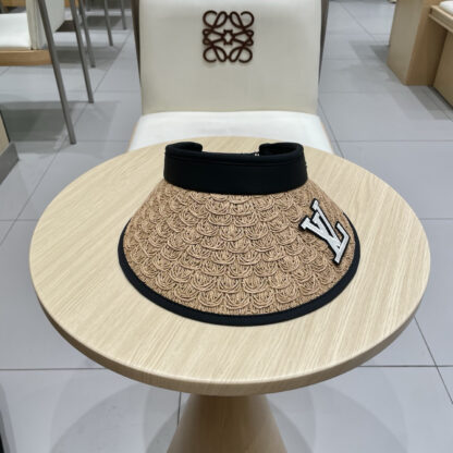 Louis Vuitton summer new men's and women's sun hats - Image 2