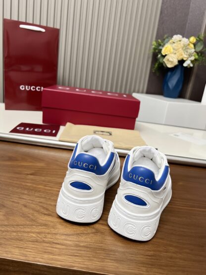 Gucci casual sneakers - Image 3