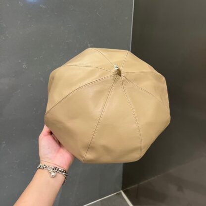 Hermès Octagonal Beret - Image 2