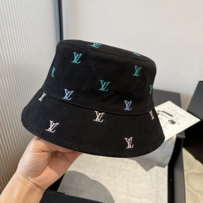 Louis Vuitton new bucket hat - Image 2