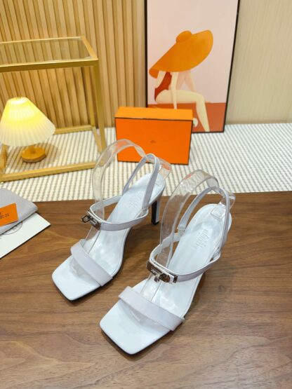 Hermès new pure handmade white comfortable stiletto sandals - Image 2