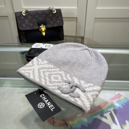 Chanel autumn and winter fashion soft knitted beanie - Image 2