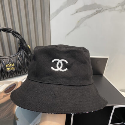 Chanel double-sided embroidered bucket hat - Image 2