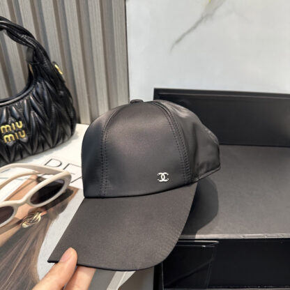 Chanel Classic Casual Baseball Cap - Image 2