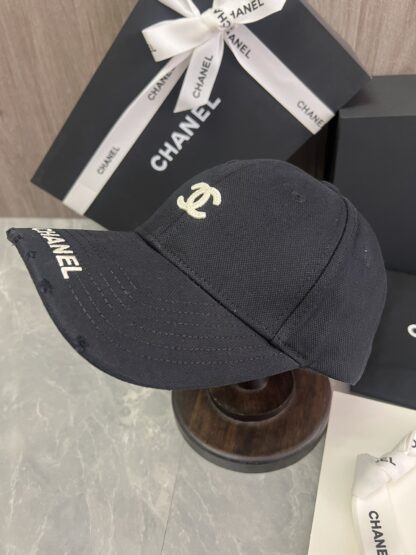 Chanel Classic Casual Baseball Cap - Image 2