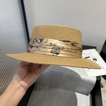 Chanel flat straw hat - Image 2