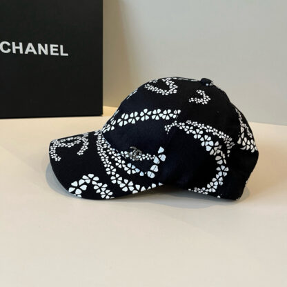 Chanel Classic Casual Baseball Cap - Image 2