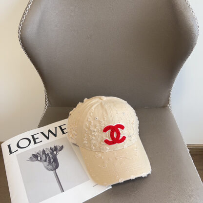 Chanel Classic Casual Baseball Cap - Image 2