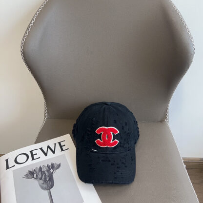 Chanel Classic Casual Baseball Cap - Image 2