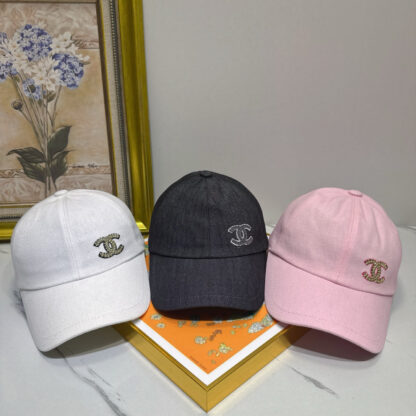 Chanel sequin baseball cap - Image 2