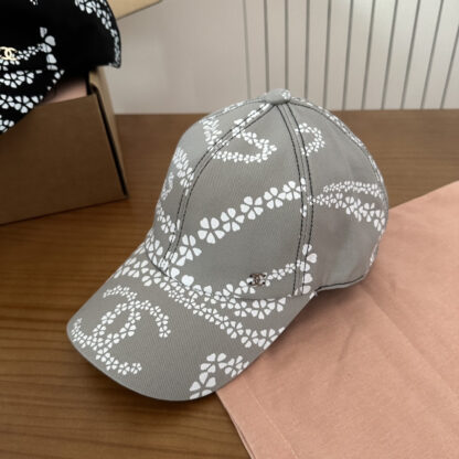 Chanel Classic Casual Baseball Cap - Image 2