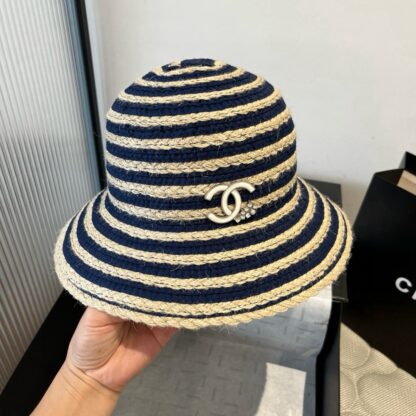 Chanel knitted bucket hat - Image 2