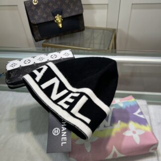 Chanel popular knitted hat