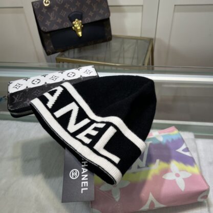 Chanel popular knitted hat