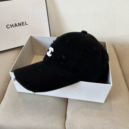 Chanel Classic Casual Baseball Cap - Image 2