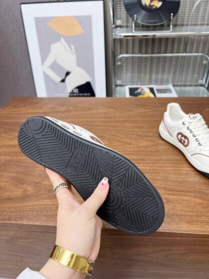 Gucci low-top distressed sneakers - Image 3