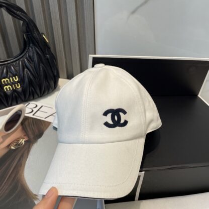 Chanel Classic Casual Baseball Cap - Image 2