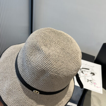 Dior exquisite and fashionable bucket hat - Image 3