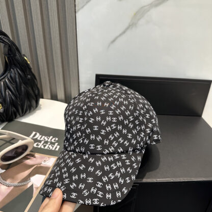 Chanel Classic Casual Baseball Cap - Image 2
