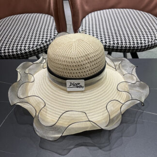 Dior elegant wide-brimmed sun hat