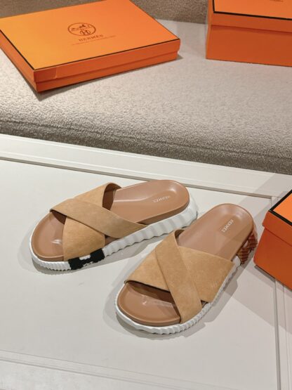 Hermes apricot soft and comfortable casual cross-slippers - Image 2