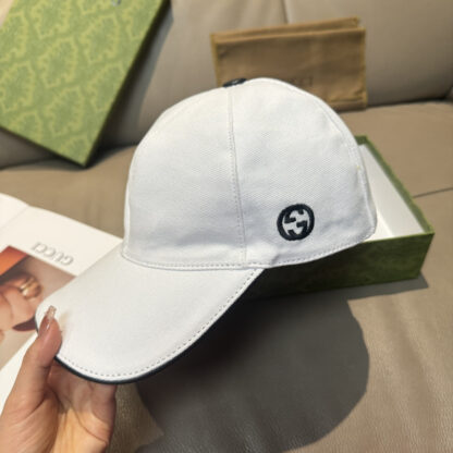 Gucci embroidered baseball cap - Image 2