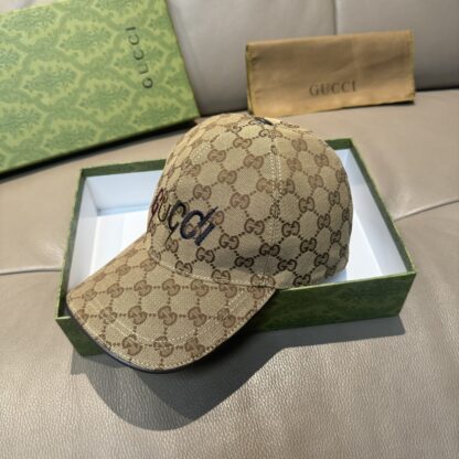 Gucci embroidered baseball cap - Image 2