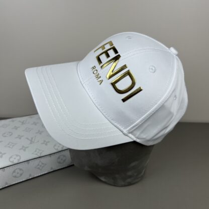 Fendi casual simple baseball cap - Image 3