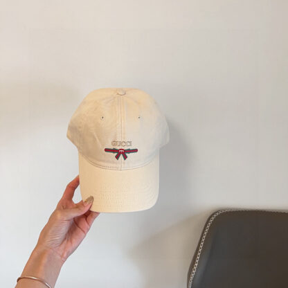 Gucci simple baseball cap - Image 2